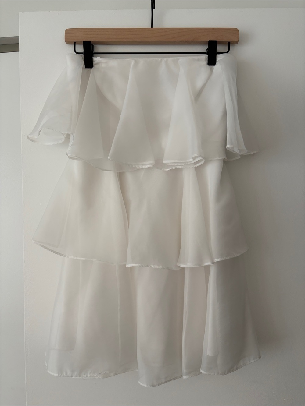 Abercrombie & Fitch Tiered Mini Dress in White - Flowy Layered Silhouette